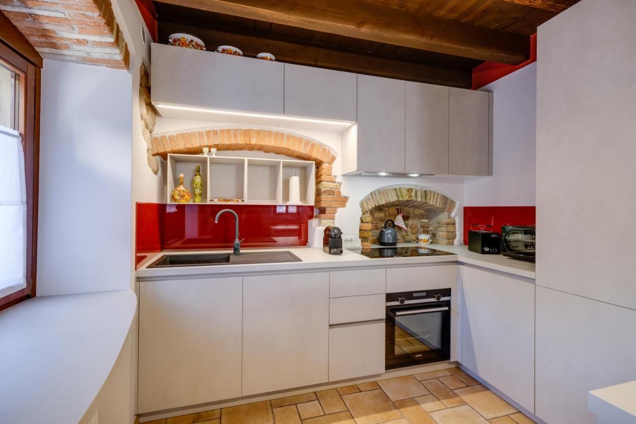 Ca' Gremal - Casa Vacanze Tra Le Colline Del Garda - Calmasino Di Bardolino 外观 照片